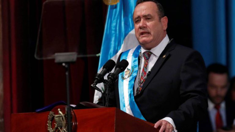 Giammattei: “Las vacunas de Covax fueron una mentira descarada”