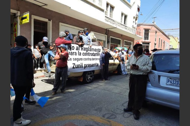 Estos son los puntos donde habr??n bloqueos de transportistas este lunes