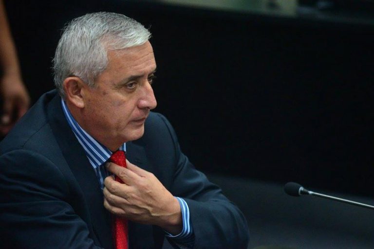 Guatemala reclama a sindicado en millonario soborno a Otto P??rez