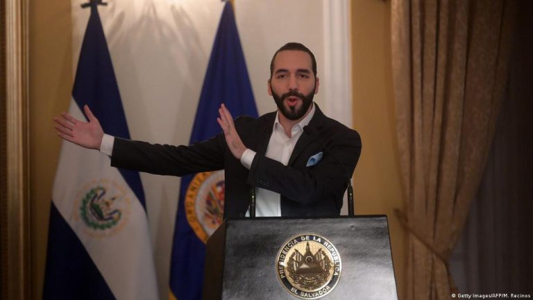 El Salvador suspender?? impuestos para ???paliar??? impacto de inflaci??n mundial