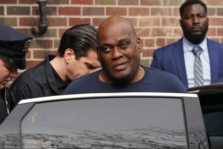 El historial criminal de Frank James, el hombre que dispar?? en el metro de Nueva York